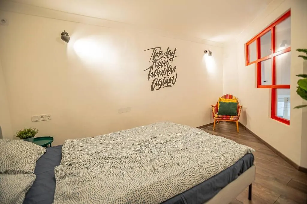 Hot Tube Apartment In The Heart Of Budapest, Kazinczy Street